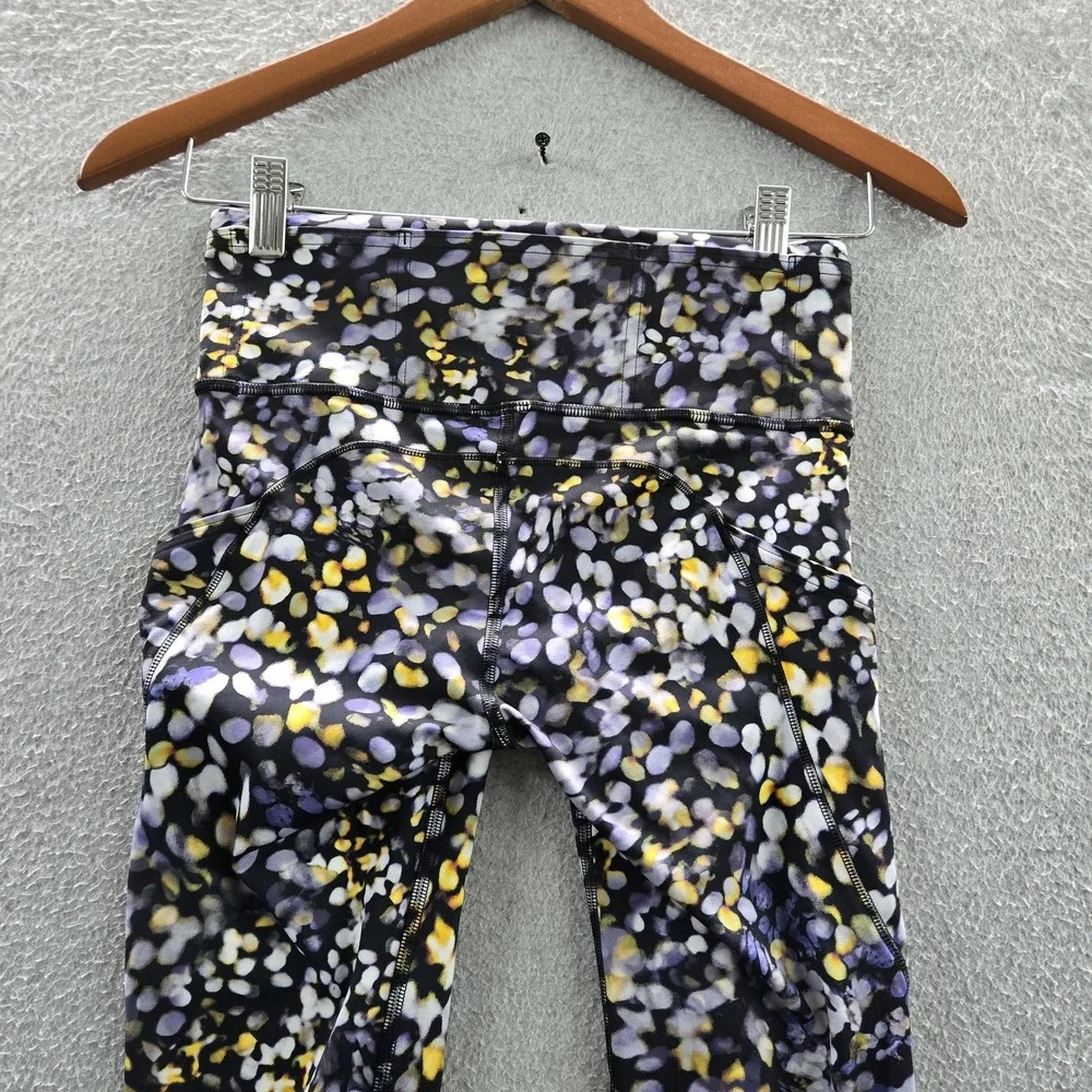 Lululemon‎ Women Activewear Pants 4 Black Floral Fast Free Crop II Yoga Legging